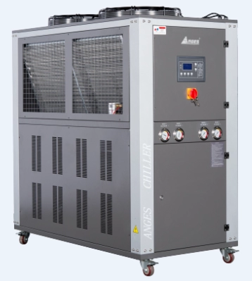 Luftgekühlter Glykolkühler AC-8H mit Tankvolumen von 120 l