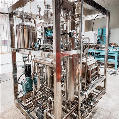 Integrierte Wasserstofferzeugungs- und Trocknungsausrüstung für ein Kraftwerk