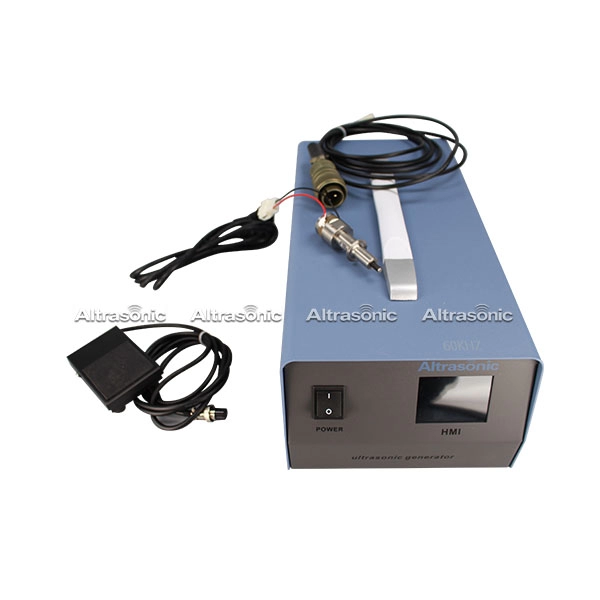 Digitaler Hochfrequenz-Ultraschallgenerator Punktschweißen für PVC zwischen dünnem Karton