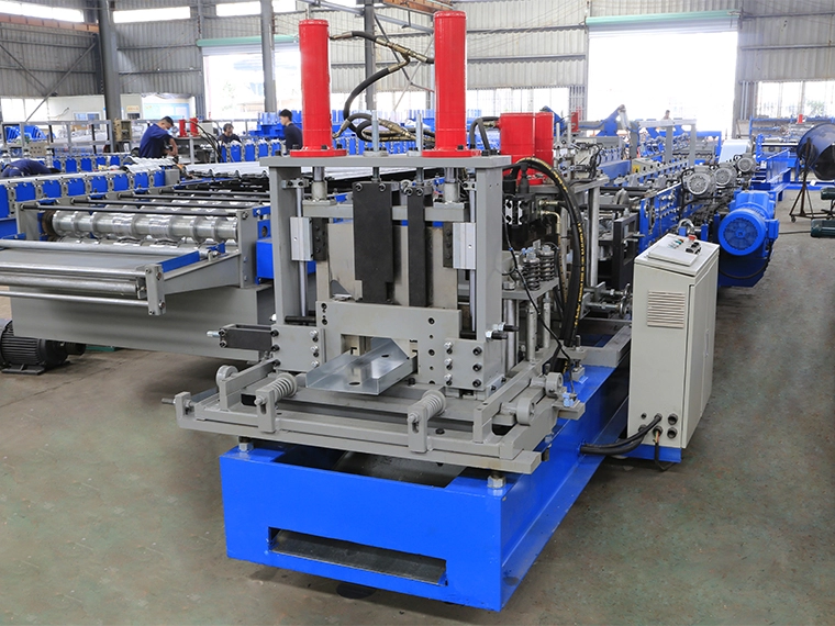 Stud and Track Roll Forming Machine für UC50-150 Profile (SAMCO Studmaker Style)