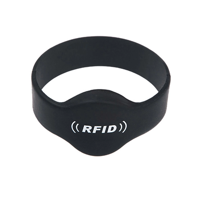 Kundenspezifisches OEM RFID TK4100 schwarzes Silikonarmband für Veranstaltungen