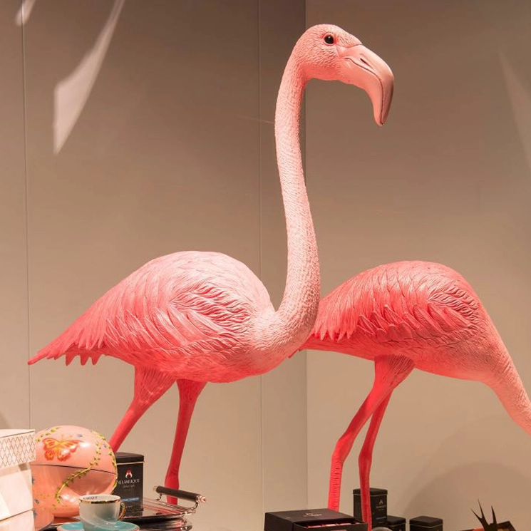 Flamingo-Skulpturen aus rotem Glasfasermaterial
