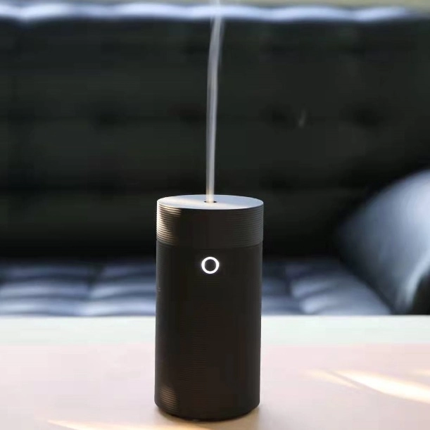 Tragbarer Mini-USB-Luftbefeuchter für Auto-Diffusoren für ätherische Öle