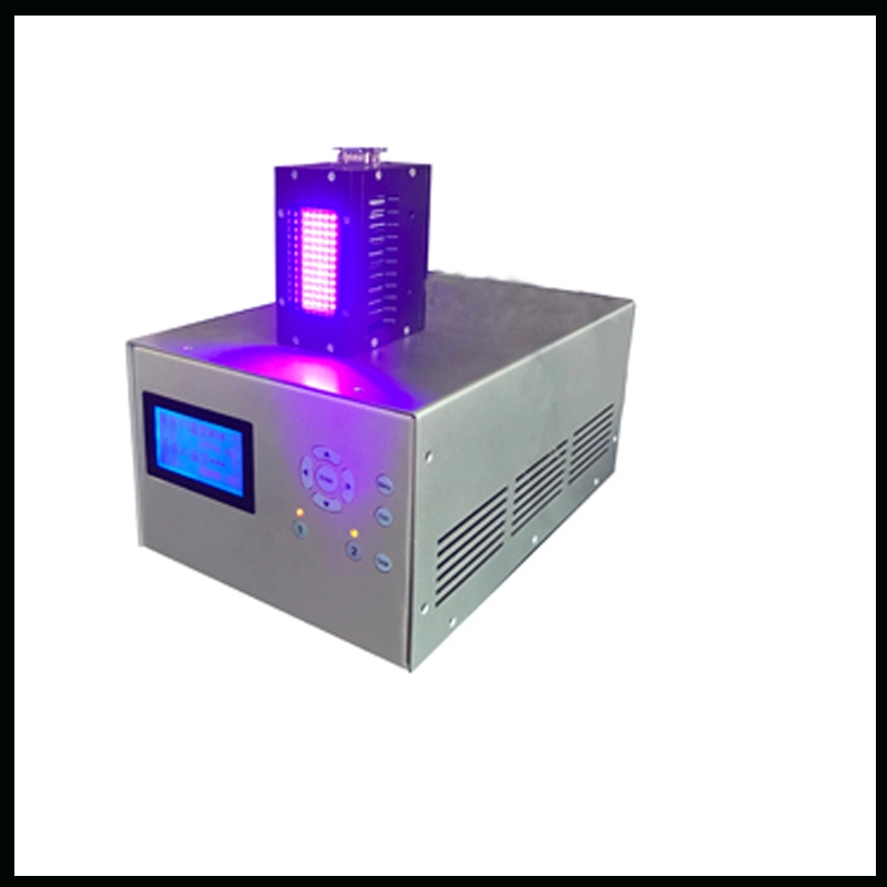Stabförmiges LED-UV-Härtungssystem zum Aushärten von UV-Tinte