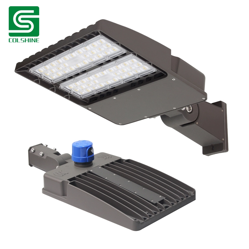 120-277 V LED-Parkplatz-Schuhkarton-Bereichsbeleuchtung mit Slipfitter-Halterung Typ 3 Verteilung 5000 K