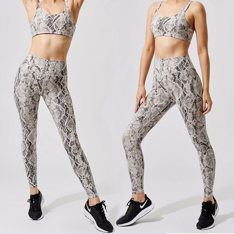 Personalisierter enger Fitness-Schlangenhaut-Yoga-Anzug für Frauen