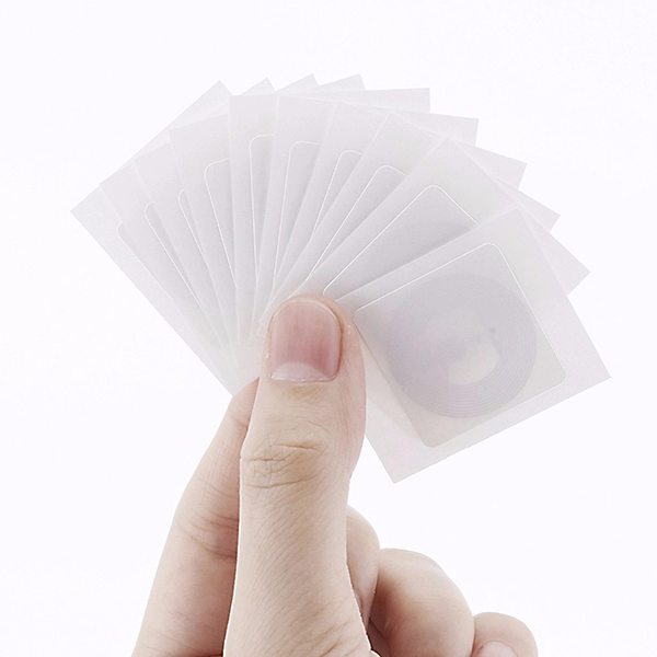 13,56 MHz RFID-Kartenaufkleber NFC-Etiketten RFID-Aufkleber für Zugangskarte