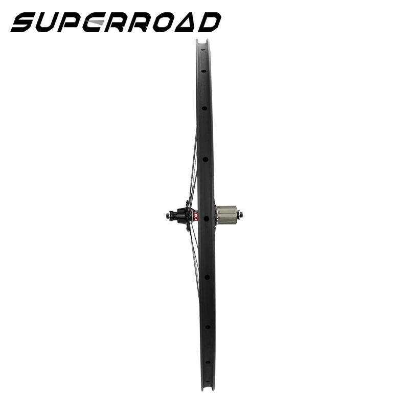 Superroad Entry Level 50 mm günstige Carbon-Drahtreifen